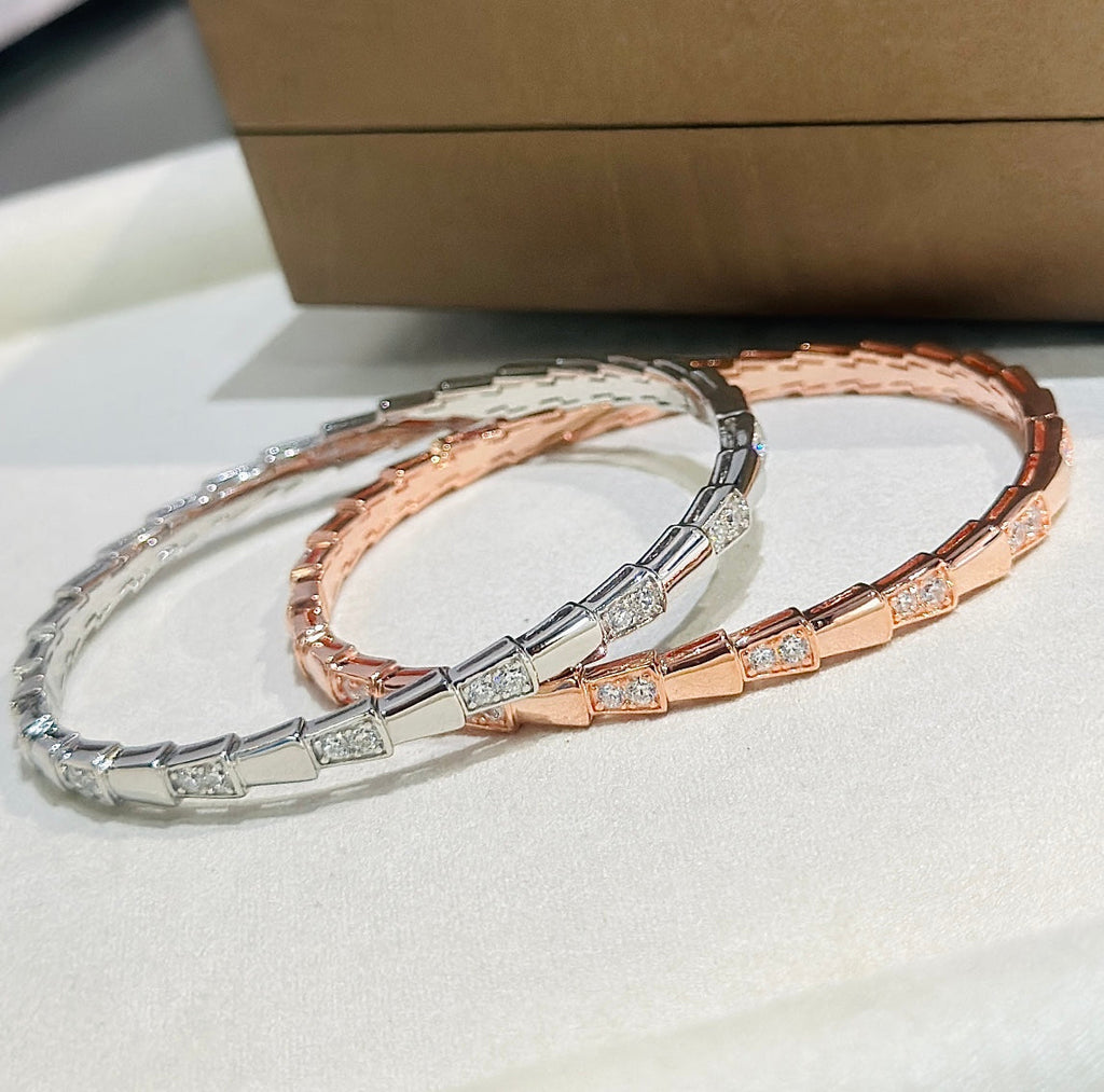 18K BVLGARI BV Serpenti Viper Demi Pave Diamond Bracelet