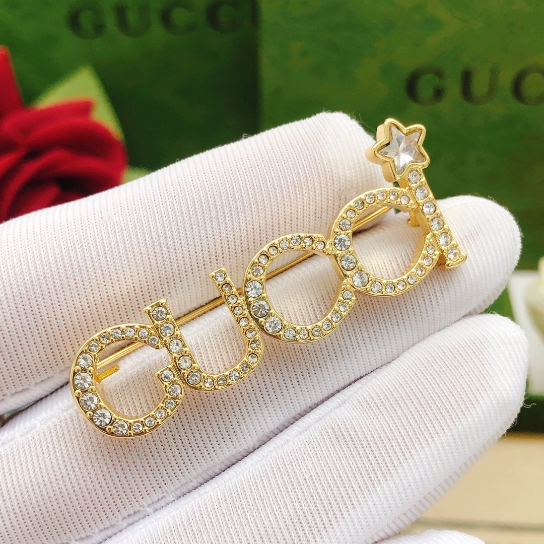 18K Gucci Diamonds Brooch