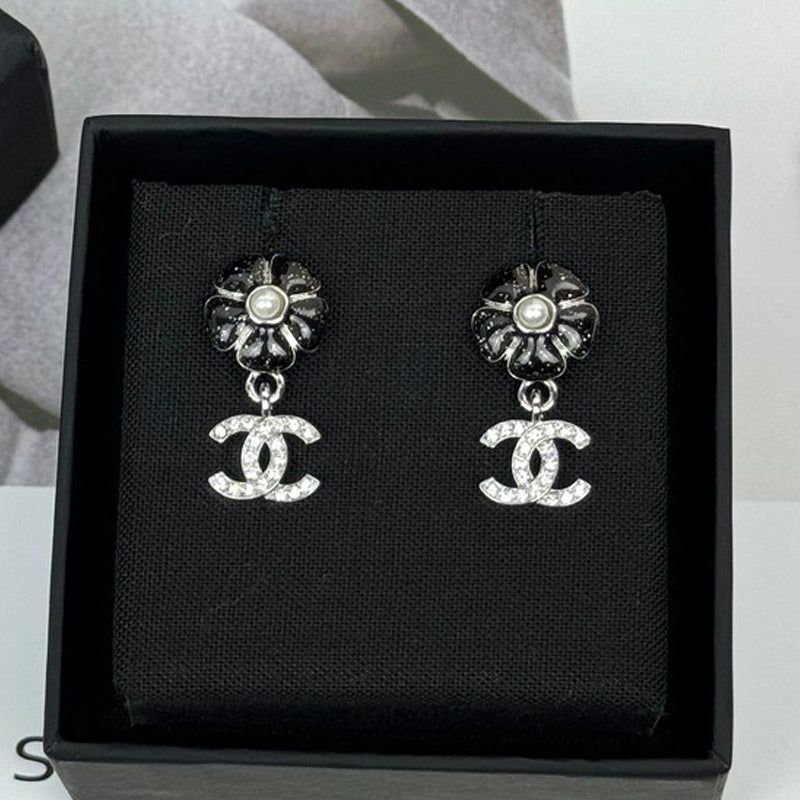 18K Chanel 26C Diamond Black Camellia Earrings