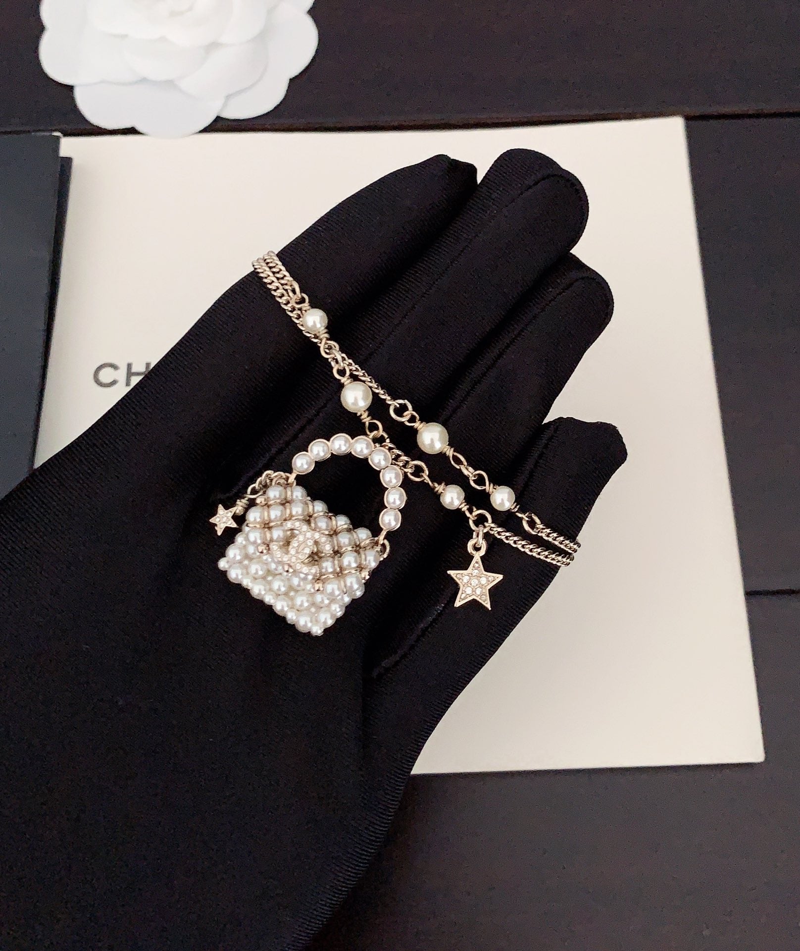 18K Chanel Bag Pendant Pearl Bracelet