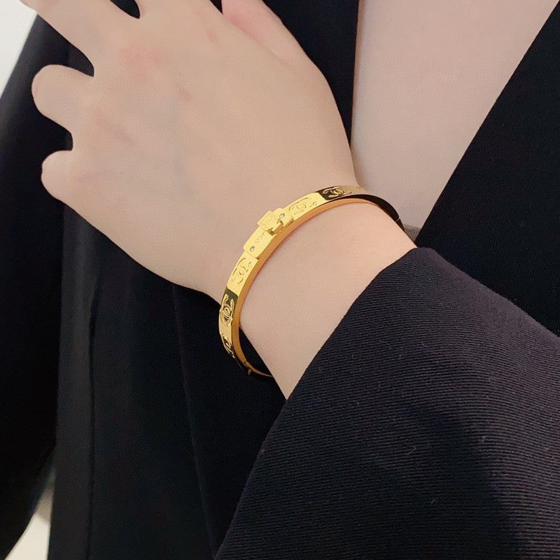 18K Chanel Diamond Bracelet