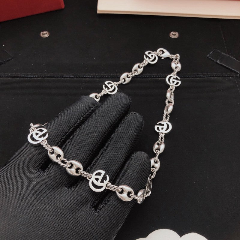 18K Gucci Interlocking G Twist Chain Necklace