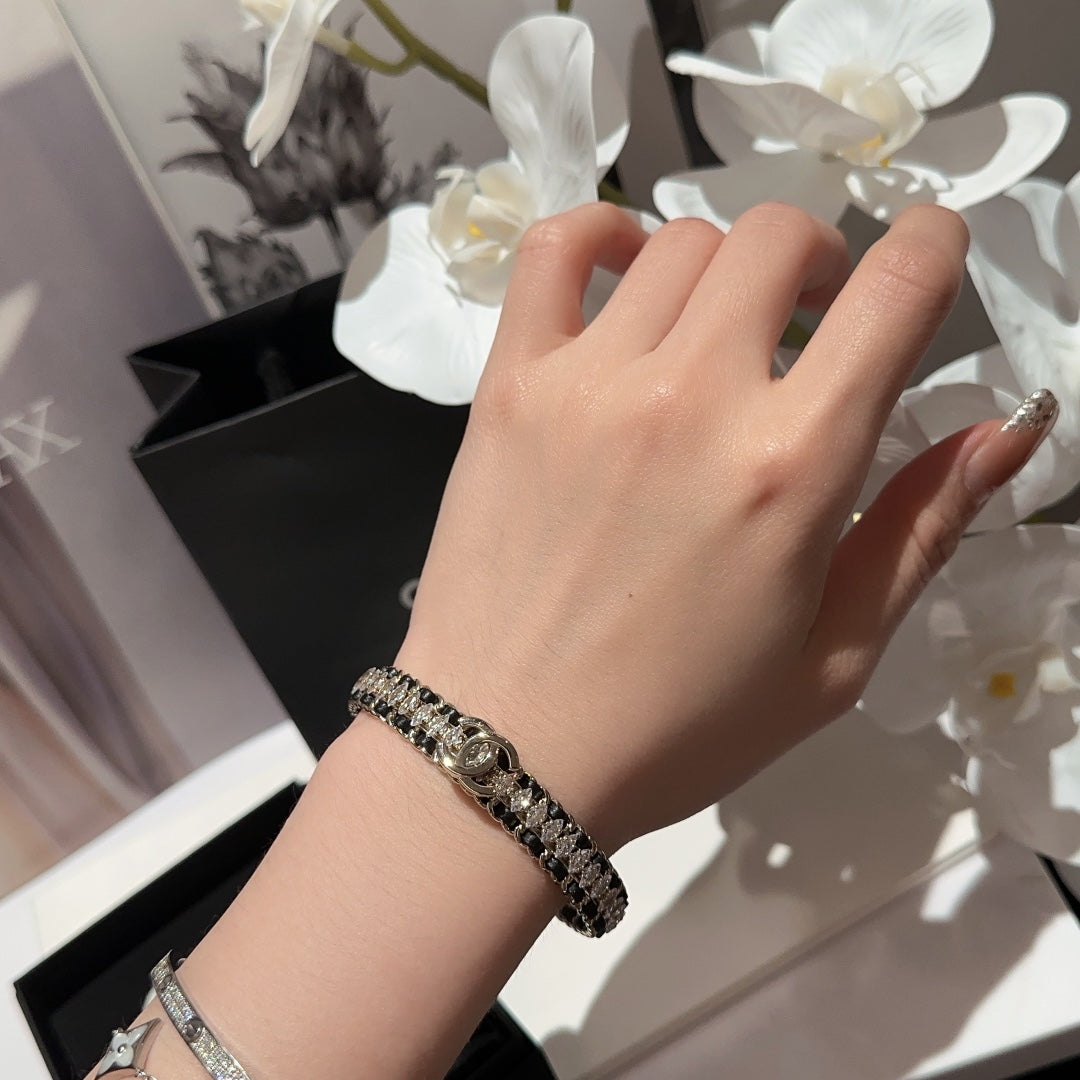 18K Chanel Cuff Strass Open Bracelet