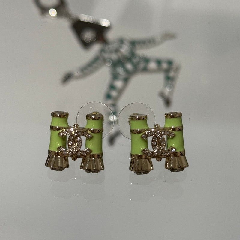 18K Chanel 26C Green Telescope Gold Earrings