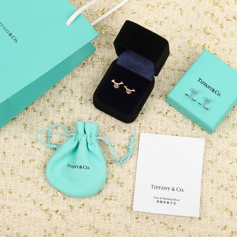 18K Tiffany Smile Diamond Earrings