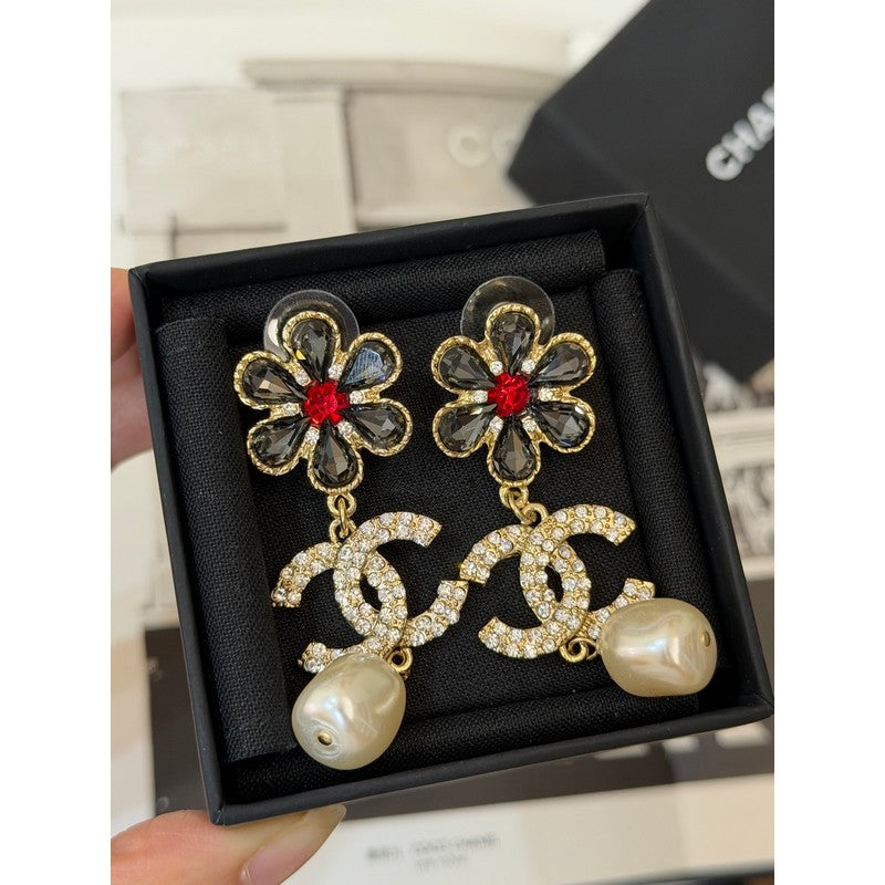 18K Chanel Black & Red Flower Pearl Earrings