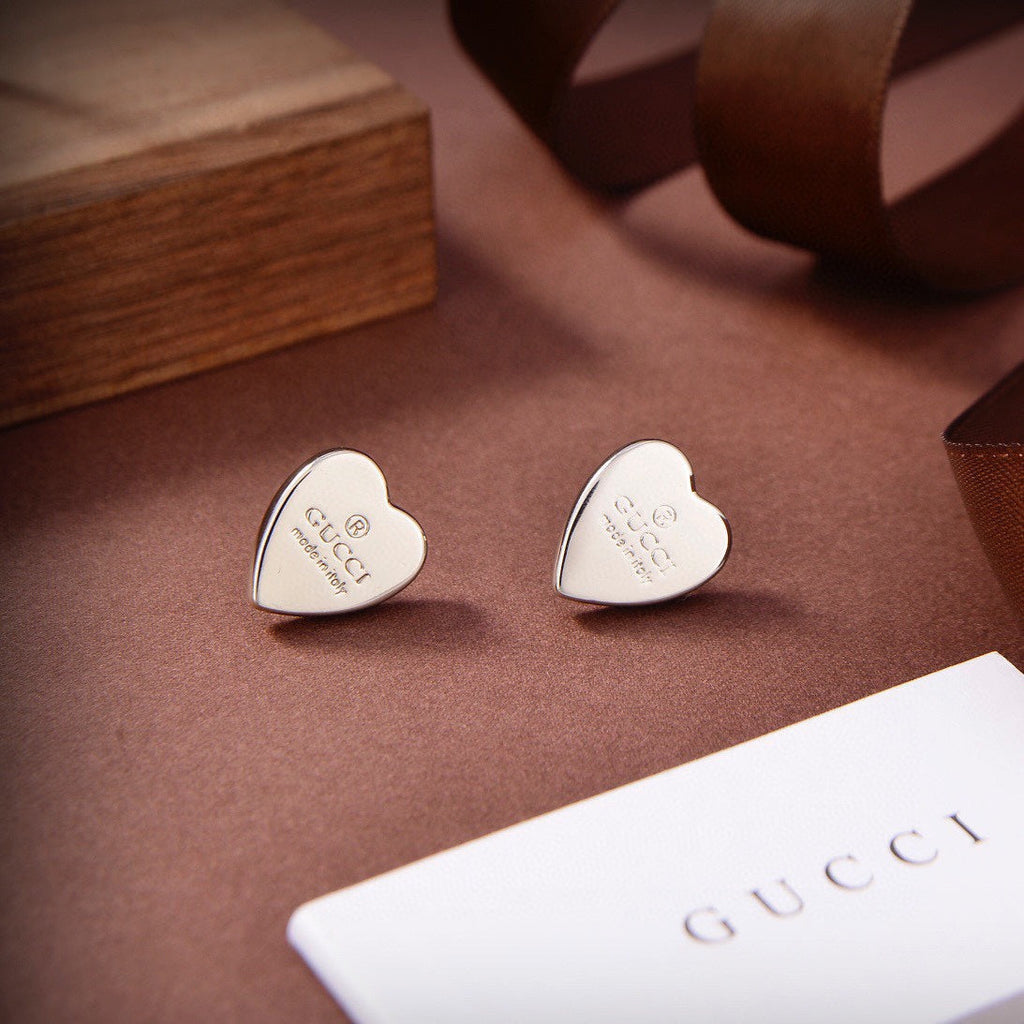 18K Gucci Heart Earrings