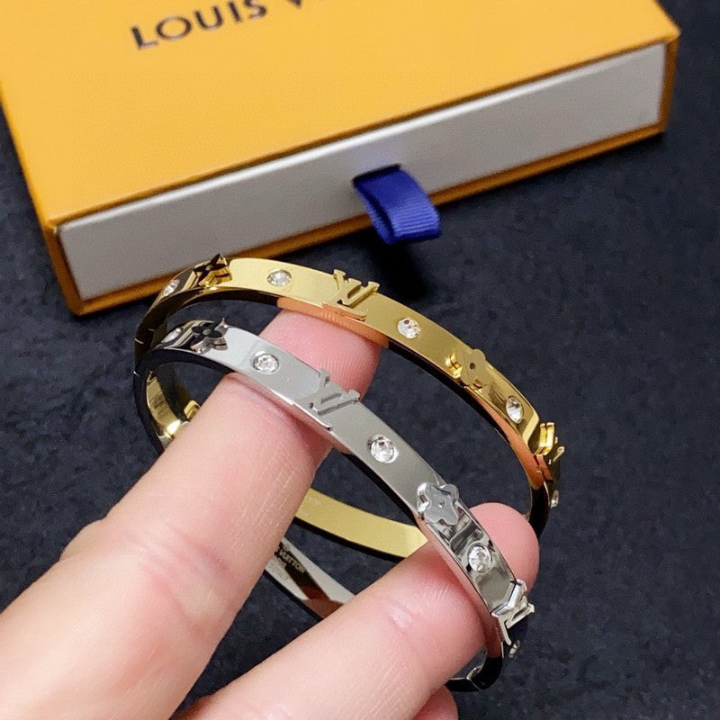 18K Louis Vuitton Pave Diamond Gold Bracelet