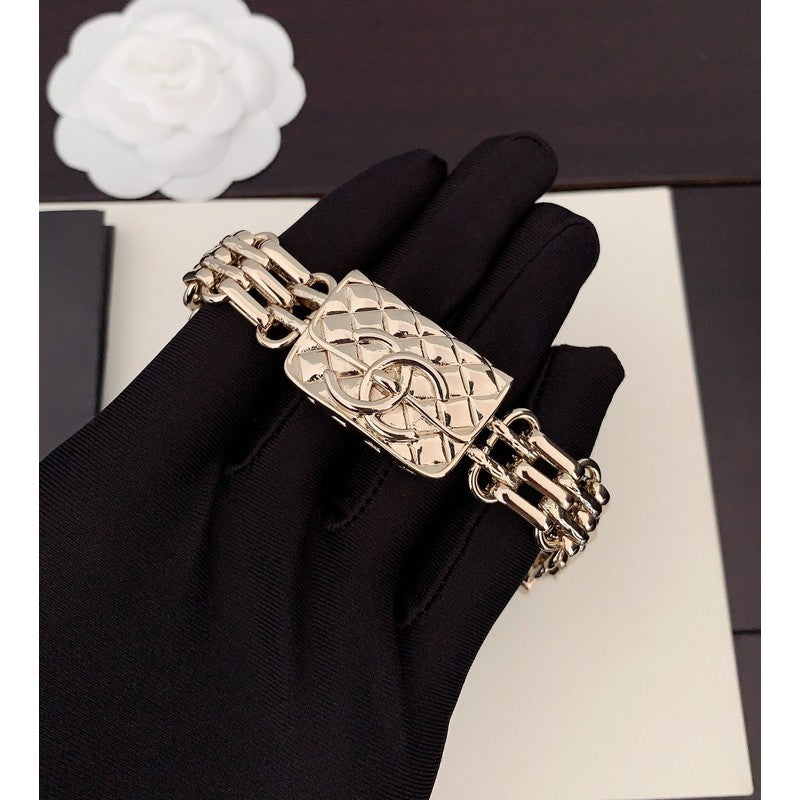 18K Chanel Bag Gold Chain Bracelet