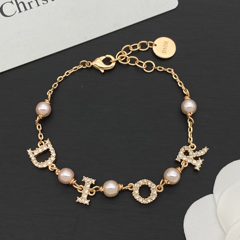 18K Dior Pearl Bracelet