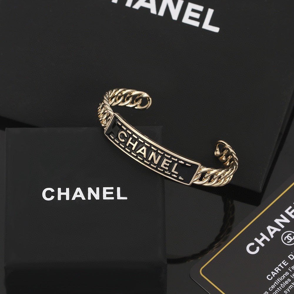 18K Chanel Strass Open Cuff Bracelet