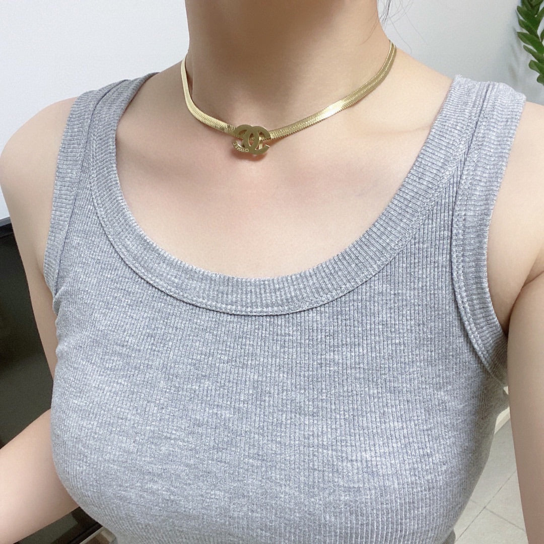 18K Chanel Gold Chain Choker Necklace