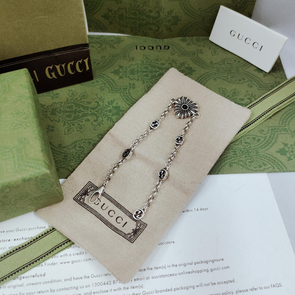 Gucci Interlocking G Heart Bracelet