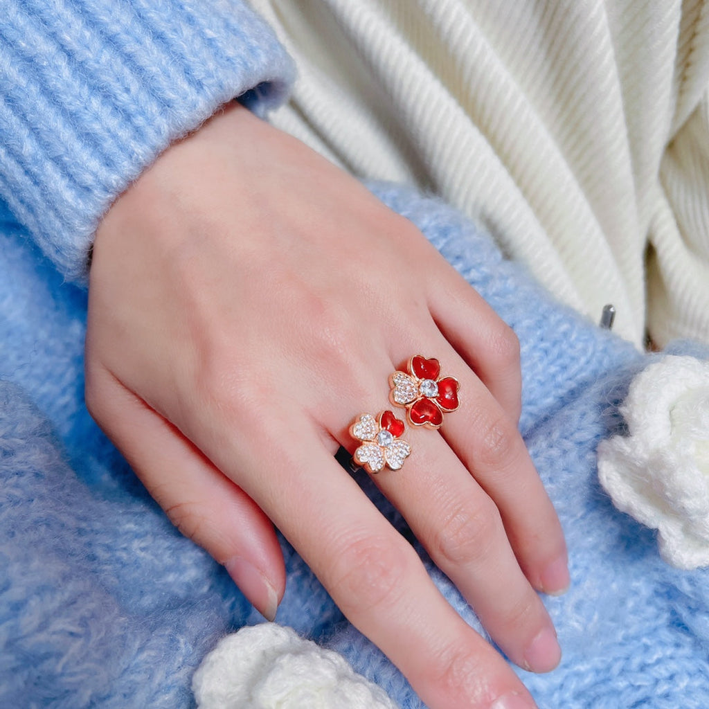 18K Van Cleef & Arpels Cosmos Between the Finger Diamond Ring
