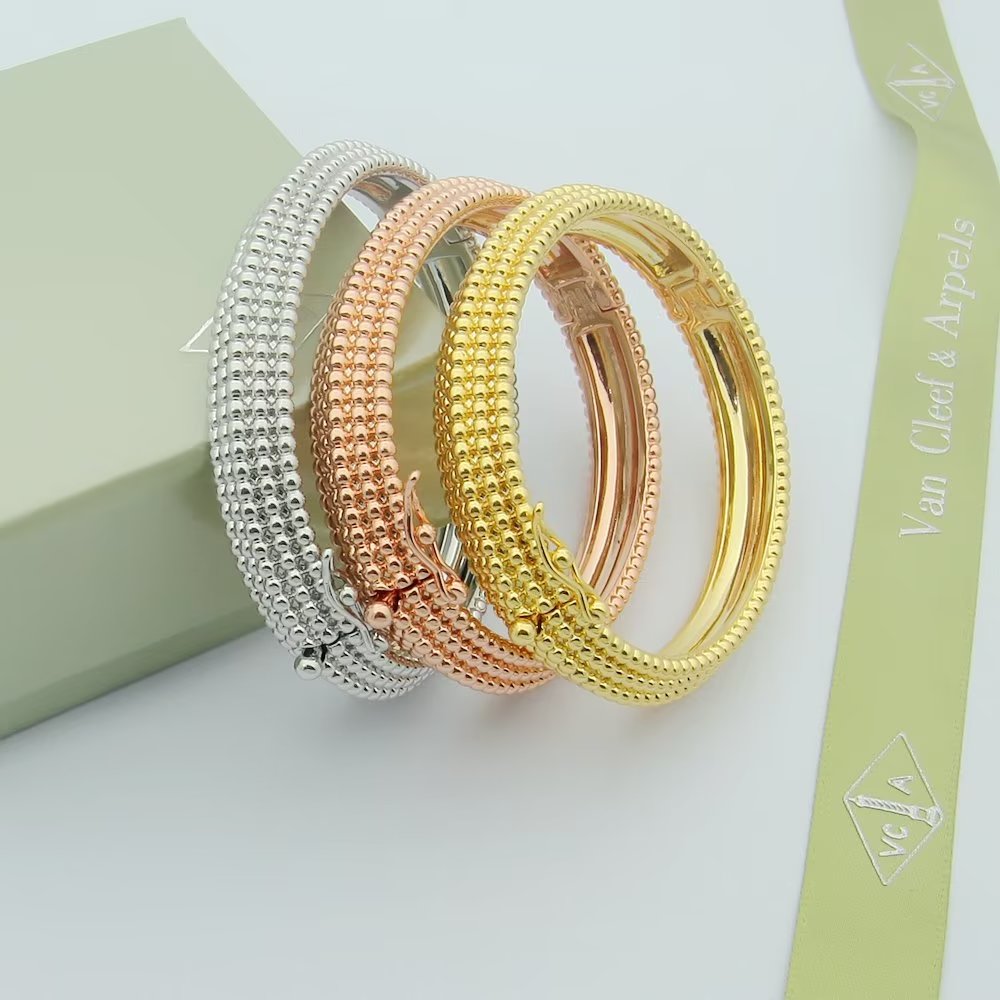 18K Van Cleef & Arpels Perlee Pearls Five Rows Bracelet