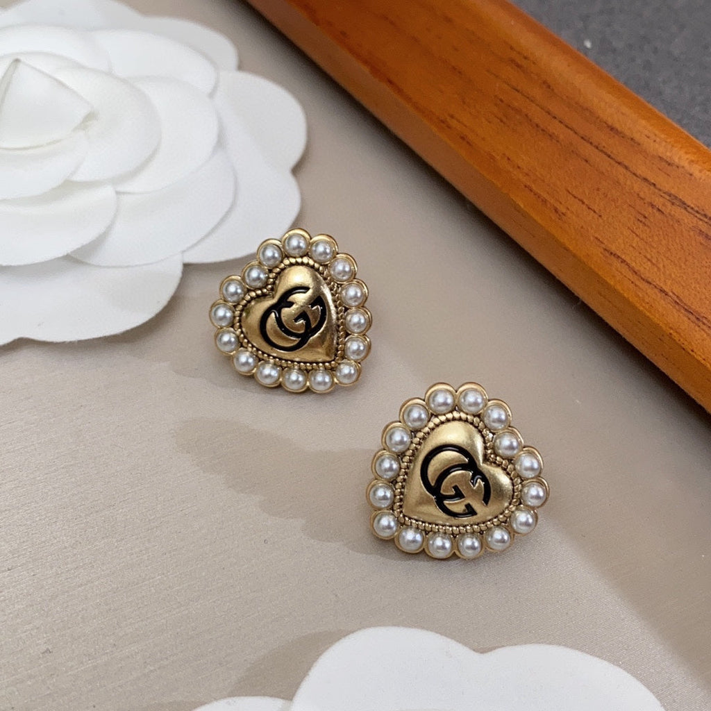 18K Gucci Heart Pearl Earrings