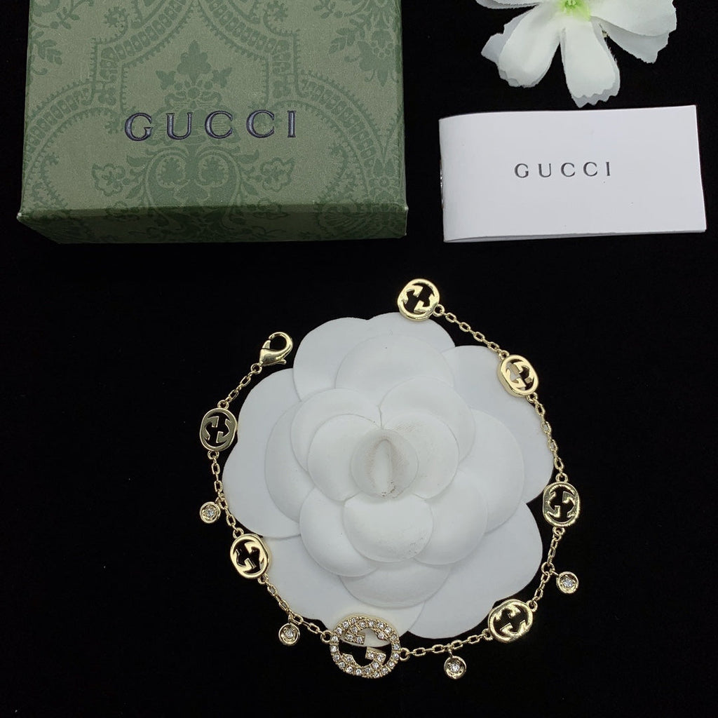 18K Gucci Chain Bracelet