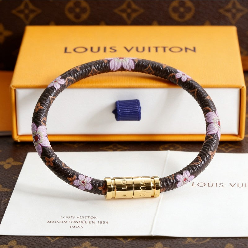 18K Louis Vuitton Keep It Blossoms Bracelet