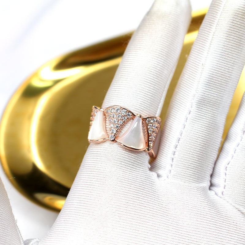 18K BVLGARI Divas' Dream Ring
