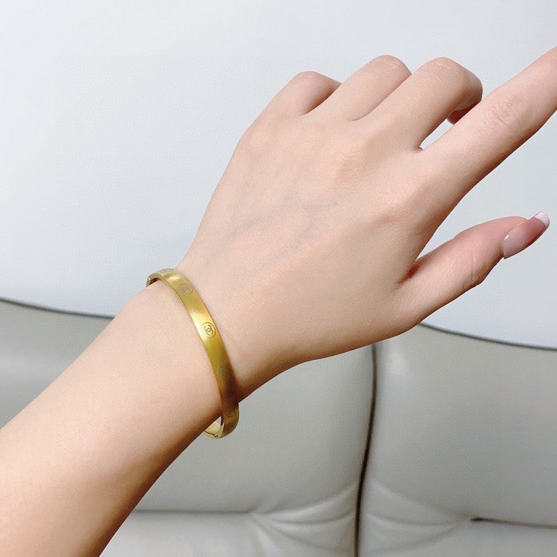 18K Chanel Yellow Gold Bracelet