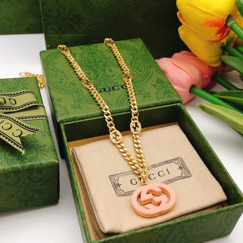 18K Gucci Interlocking G Pink Pendant Necklace