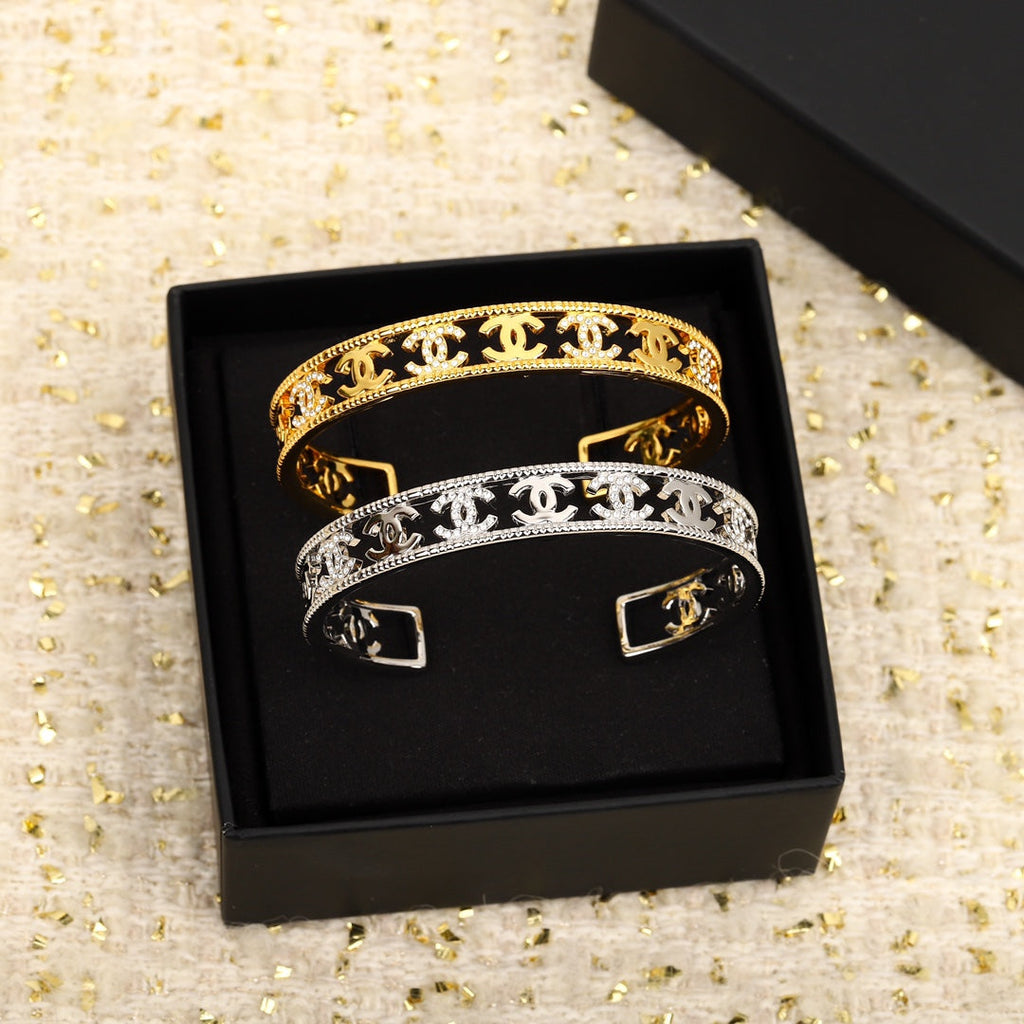 18K Chanel Open Cuff Bracelet