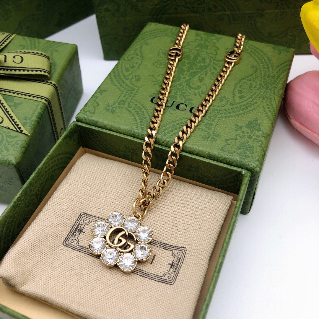 18K Gucci Flower Crystals Necklace