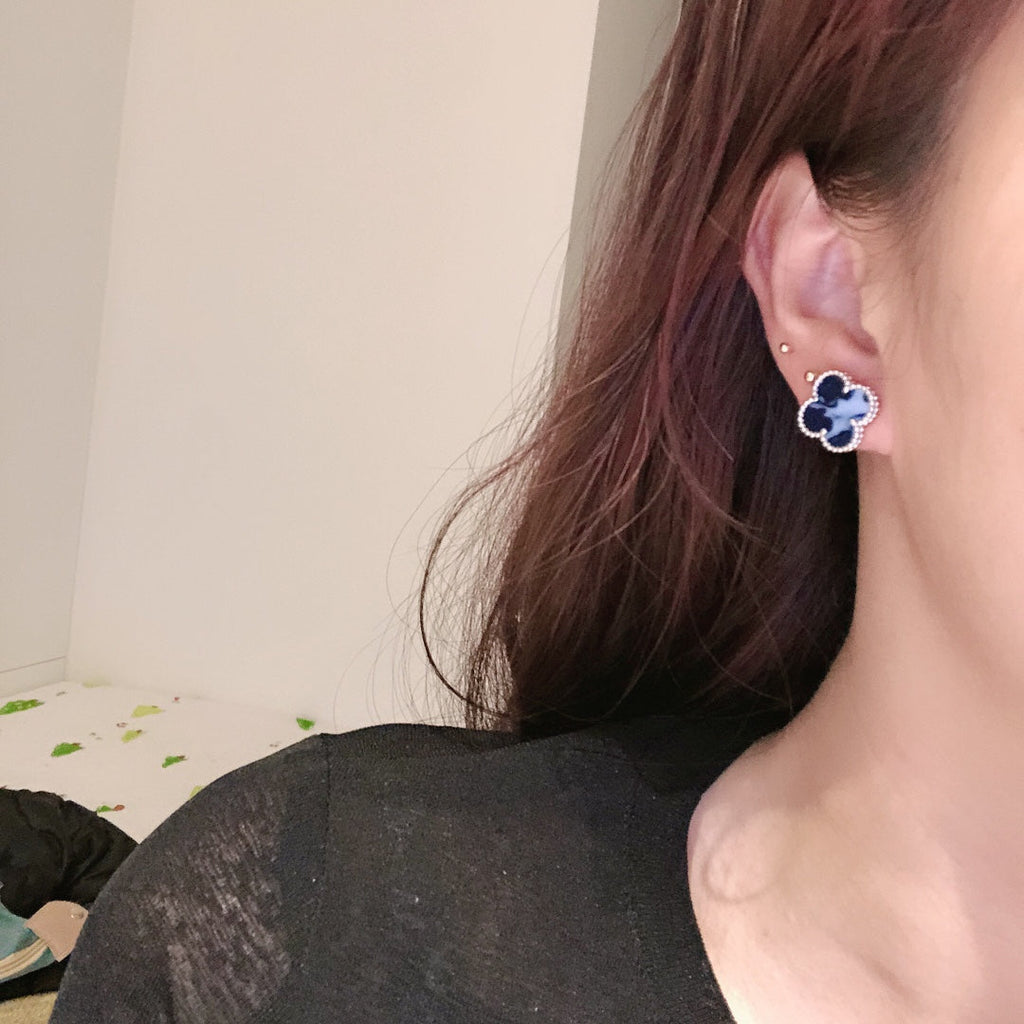 18K Van Cleef & Arpels Vintage Alhambra Blue Earrings
