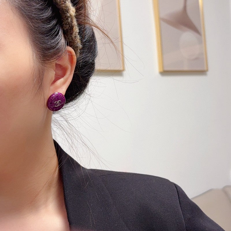 18K Chanel Purple Round Earrings