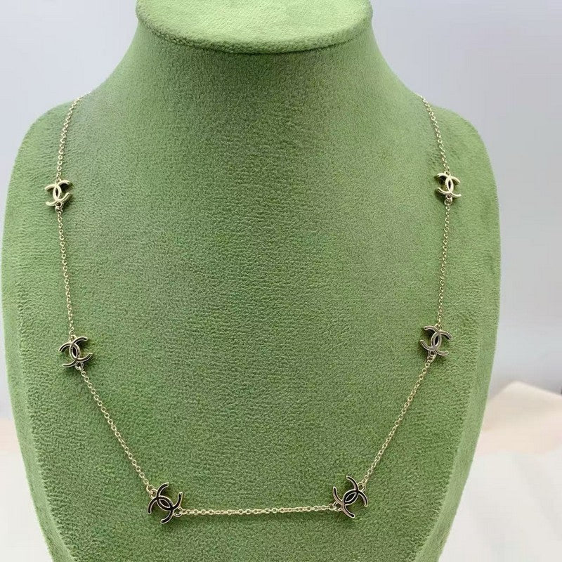 18K Chanel Gold Necklace