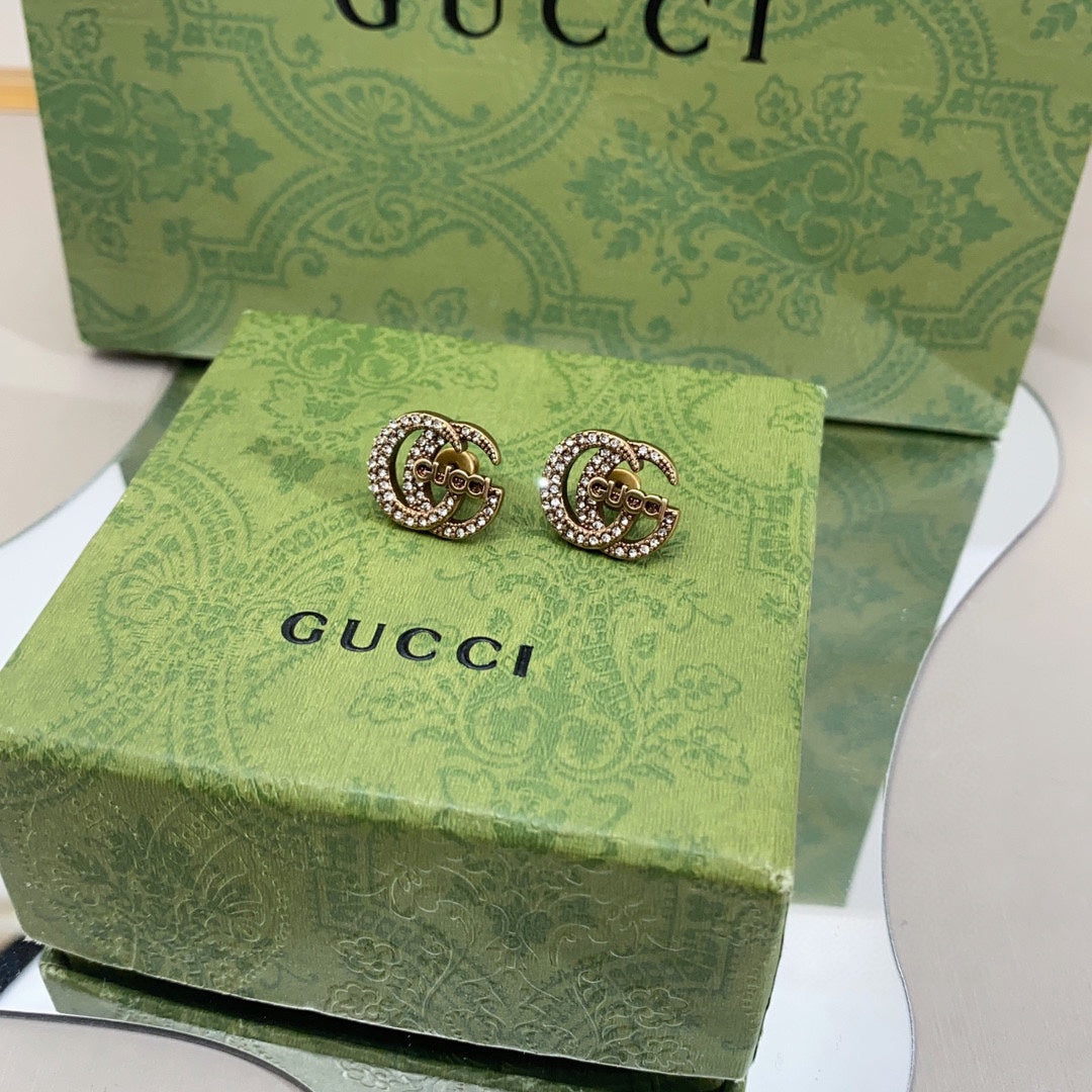 18K Gucci Logo Diamonds Earrings