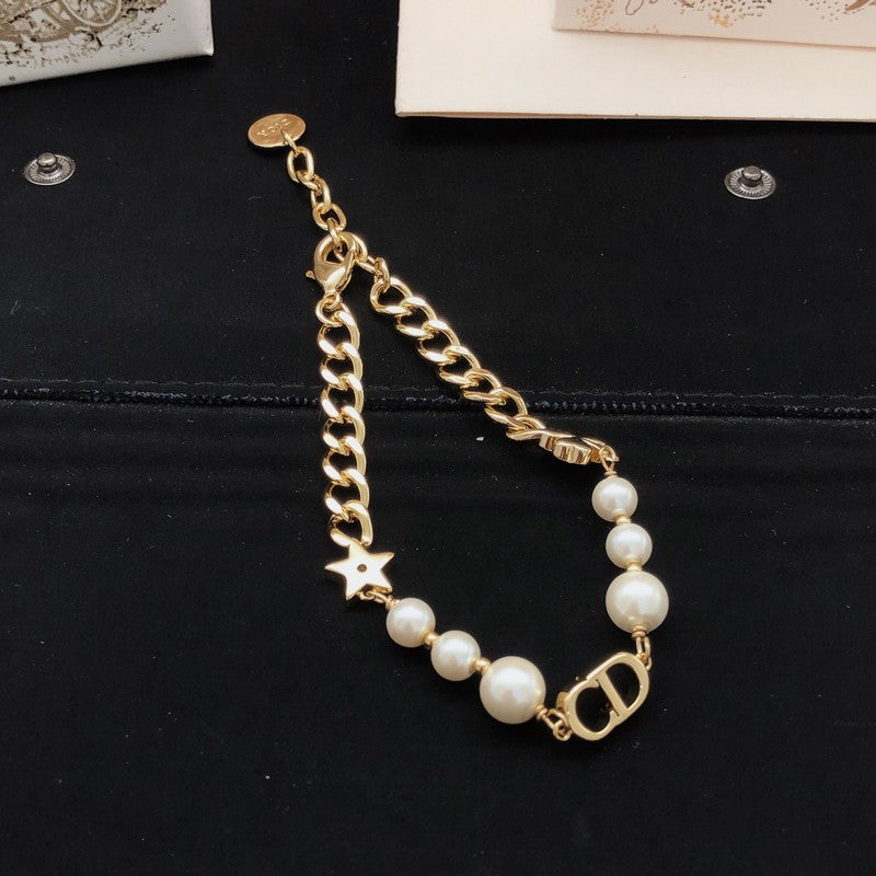 18K Dior Pearls Gold Bracelet