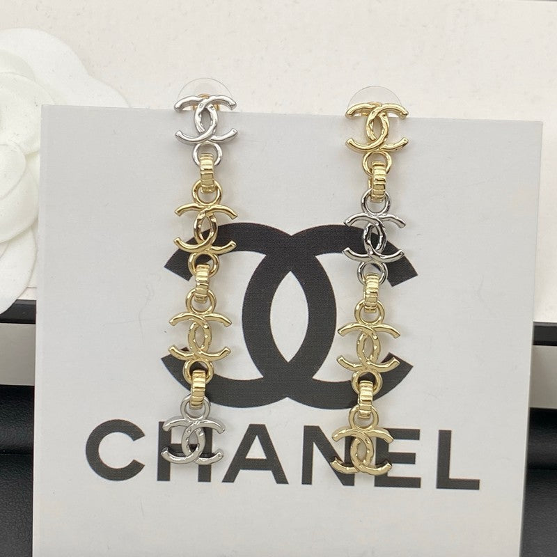 18K Chanel Long Gold Earrings
