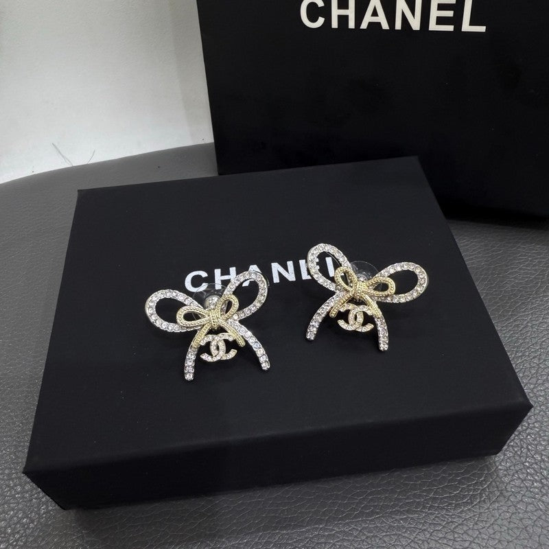 18K Chanel Golden Bow Diamond Earrings