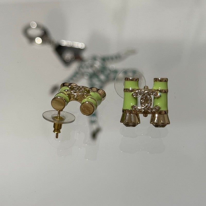 18K Chanel 26C Green Telescope Gold Earrings