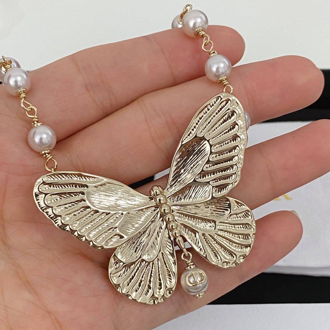 18K Dior Butterfly Pearls Bracelet