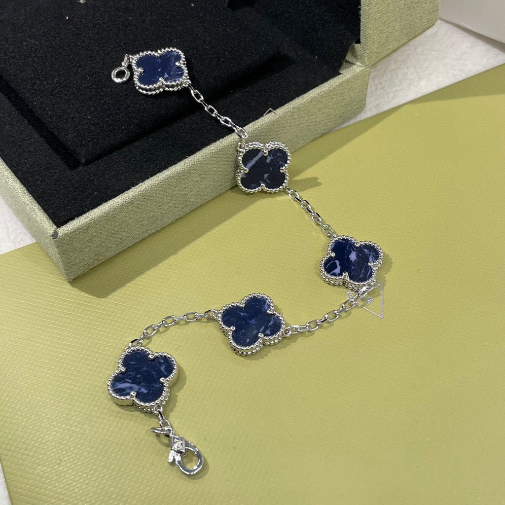 18K Van Cleef & Arpels Vintage Alhambra Crystal Blue Bracelet