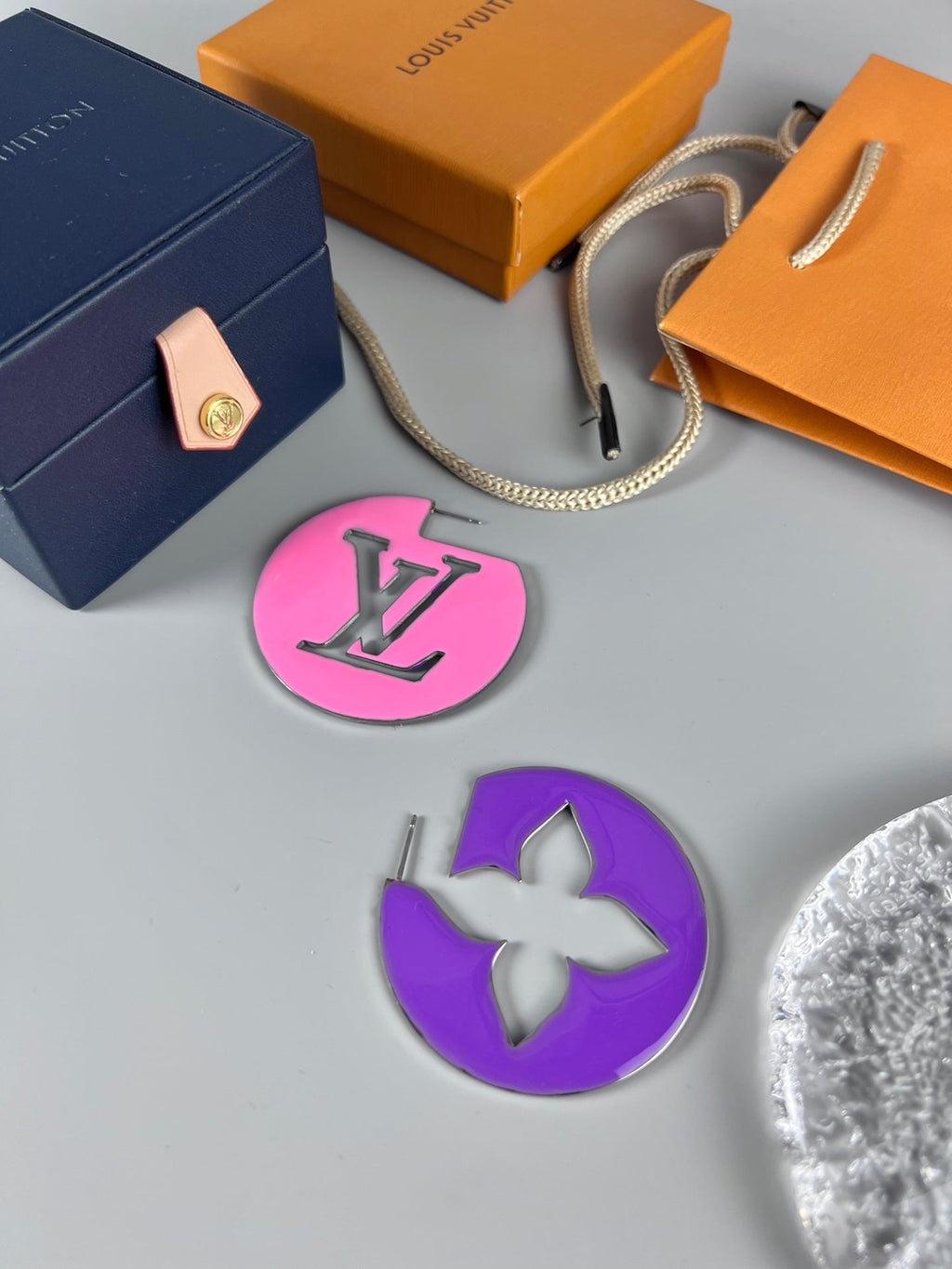 18K Louis Vuitton Perfect Match Pink/Purple Earrings