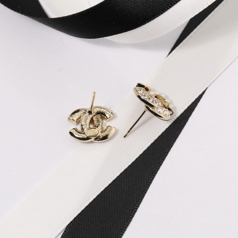 18K Chanel Diamond & Pearl Earrings
