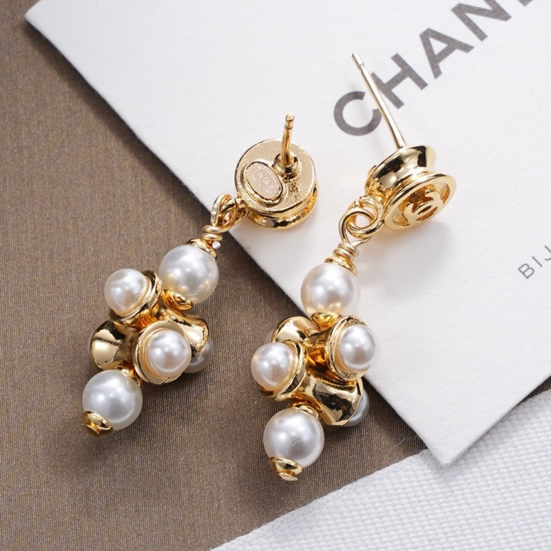 18K Chanel Pearl Drop Gold Earrings