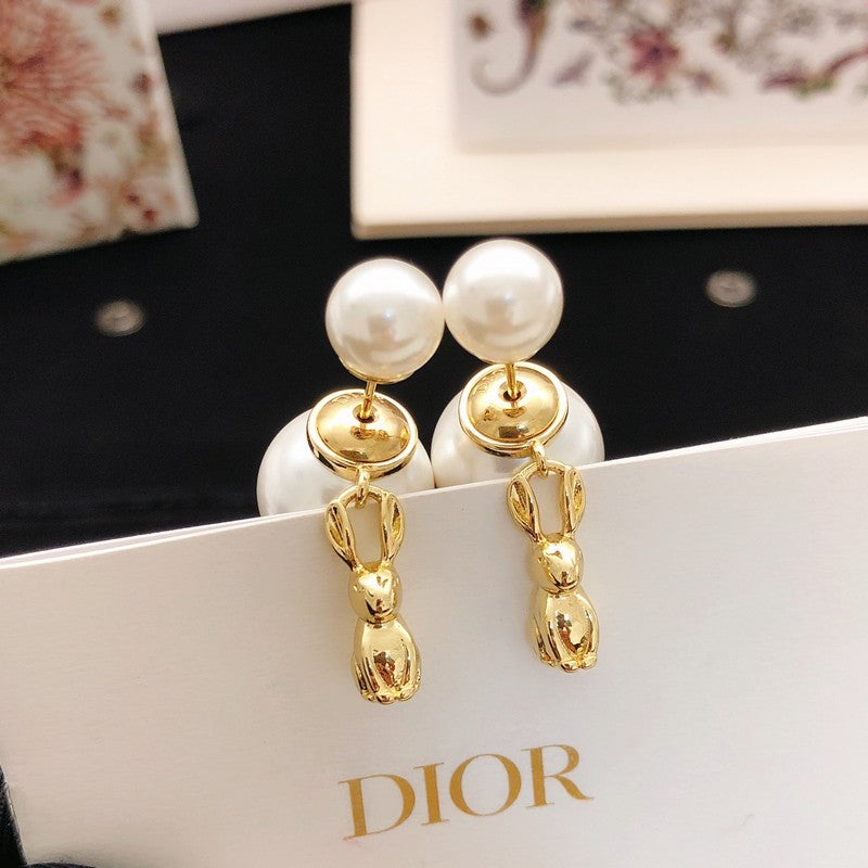 18K Dior Tribales Rabbit Pearl Earrings