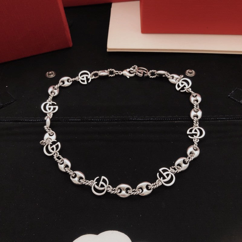 18K Gucci Interlocking G Twist Chain Necklace