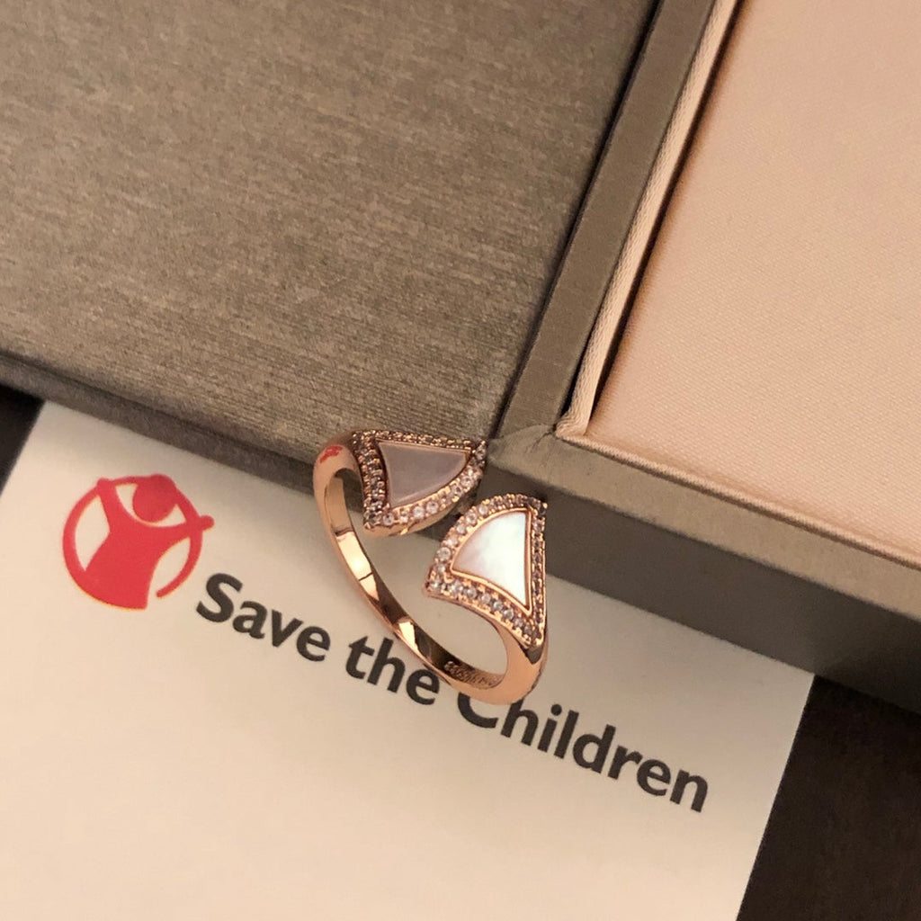 18K BVLGARI BV Divas' Dream Pearl Ring