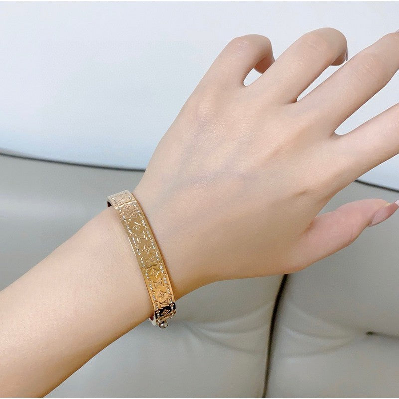 18K Louis Vuitton Gold Bracelet