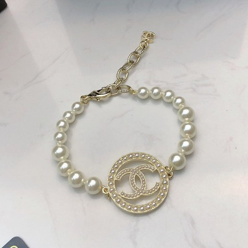 18K Chanel Big Pearl Gold Bracelet