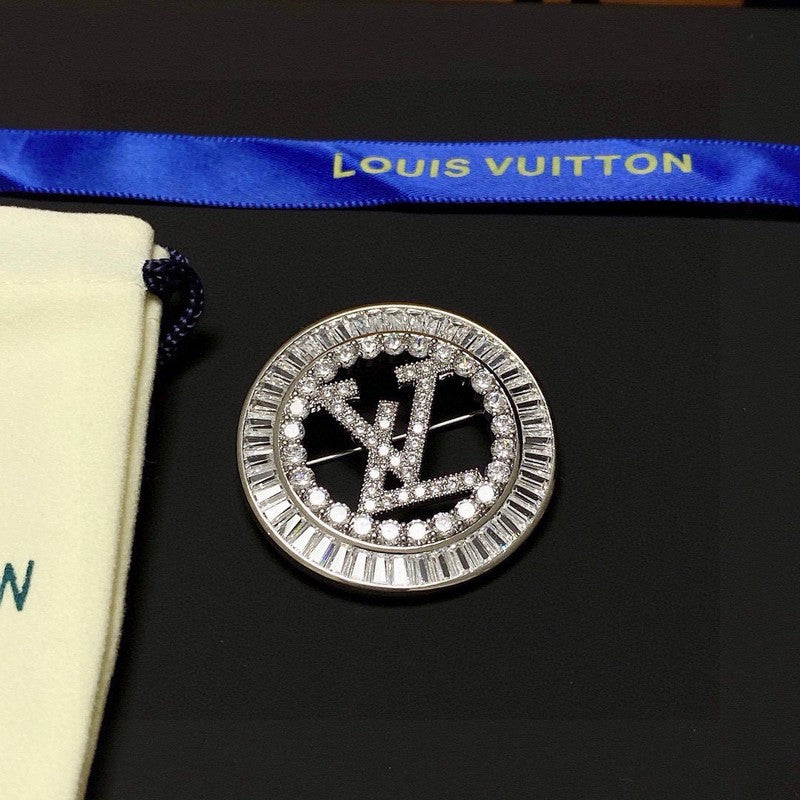 18K Louis Vuitton Full Diamond Brooch