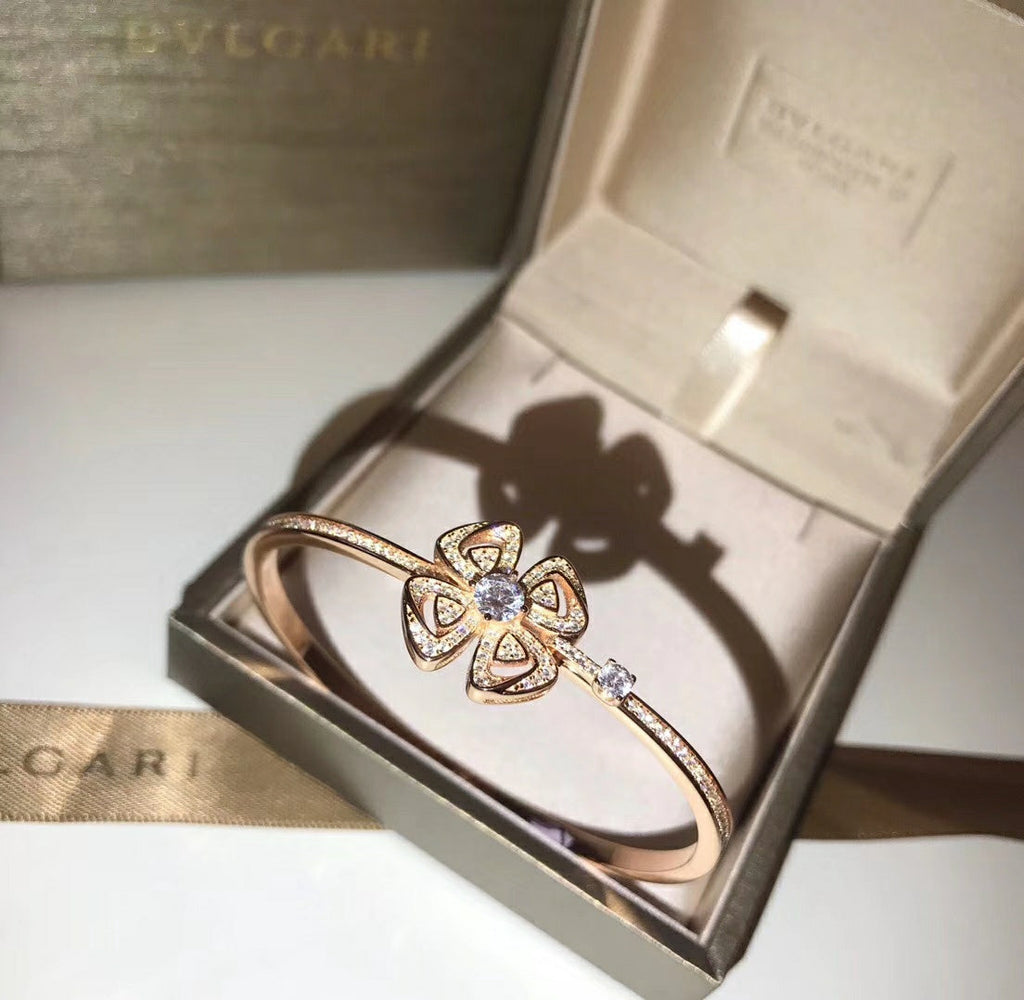 18K BVLGARI BV Fiorever Pave Diamond Bracelet