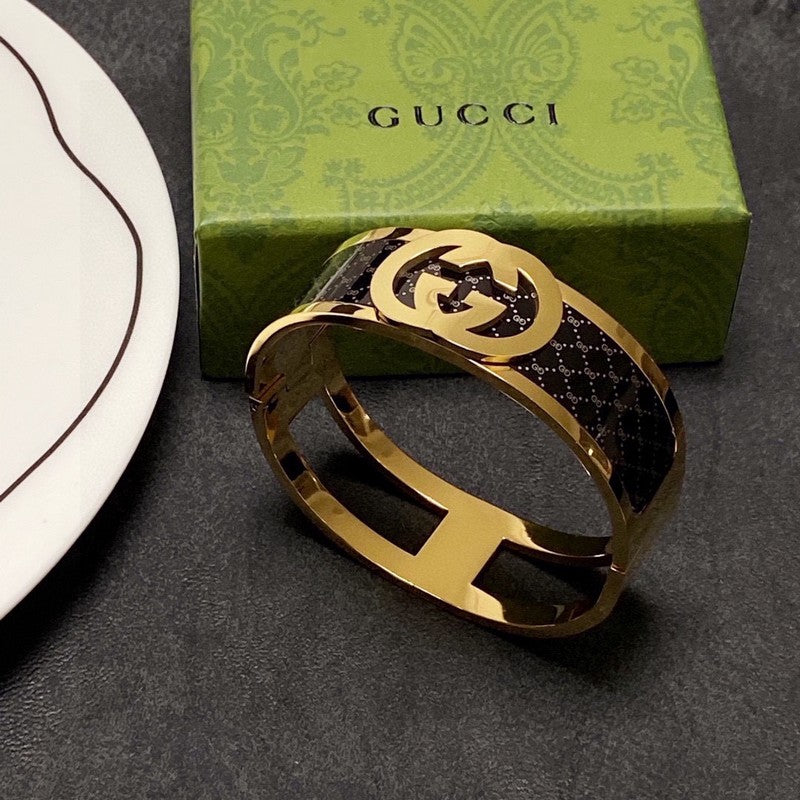 18K Gucci Black Gold Cuff Bracelet