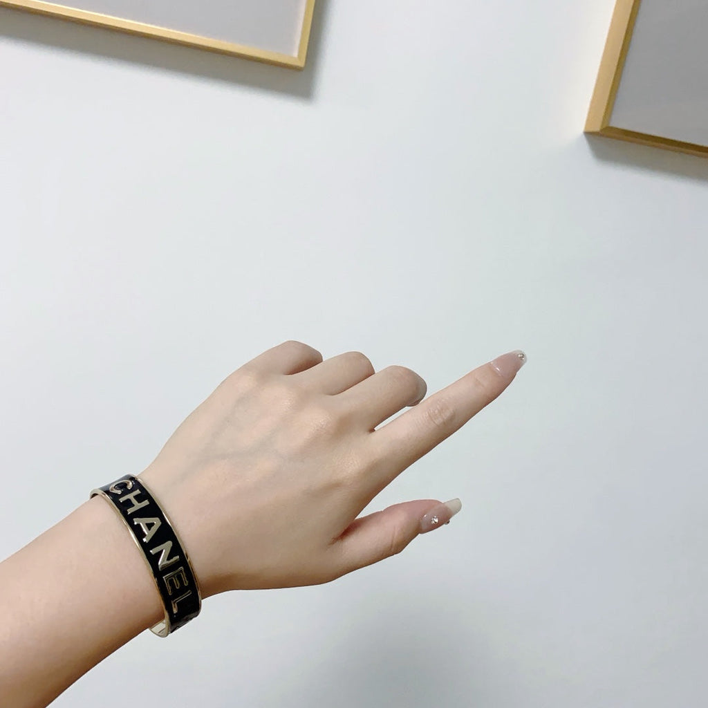 18K Chanel Open Wide Cuff Bracelet