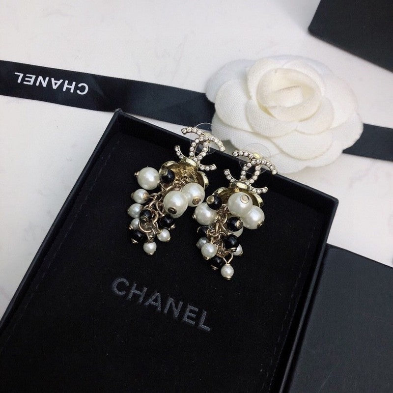 18K Chanel Black & White Pearl Gold Earrings